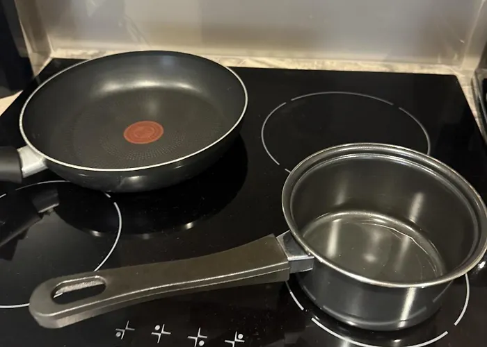 Stylish Boutique 1bd On The Headrow Ls1 *